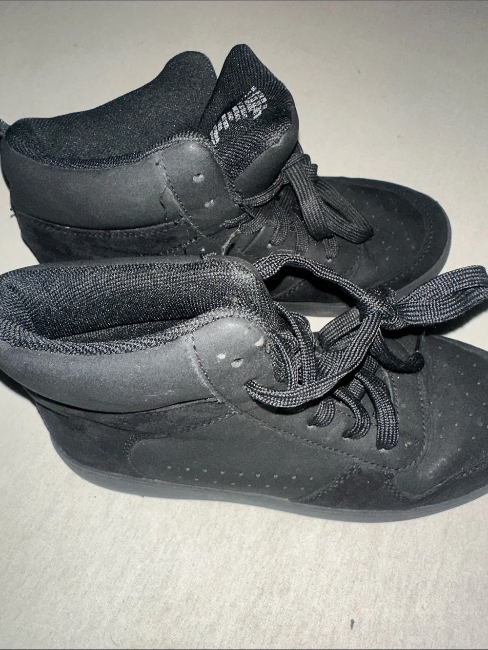 Kids Size 3 Gap Black Lace-Up High-Top Sneakers